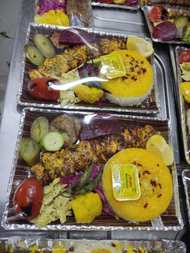 عکس مجموعه غذایی آواز