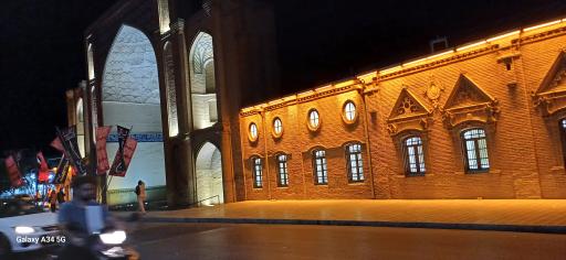 عکس مدرسه تاریخی امیدیه