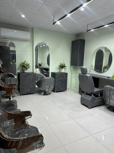 عکس مرکز تخصصی عروس نقره