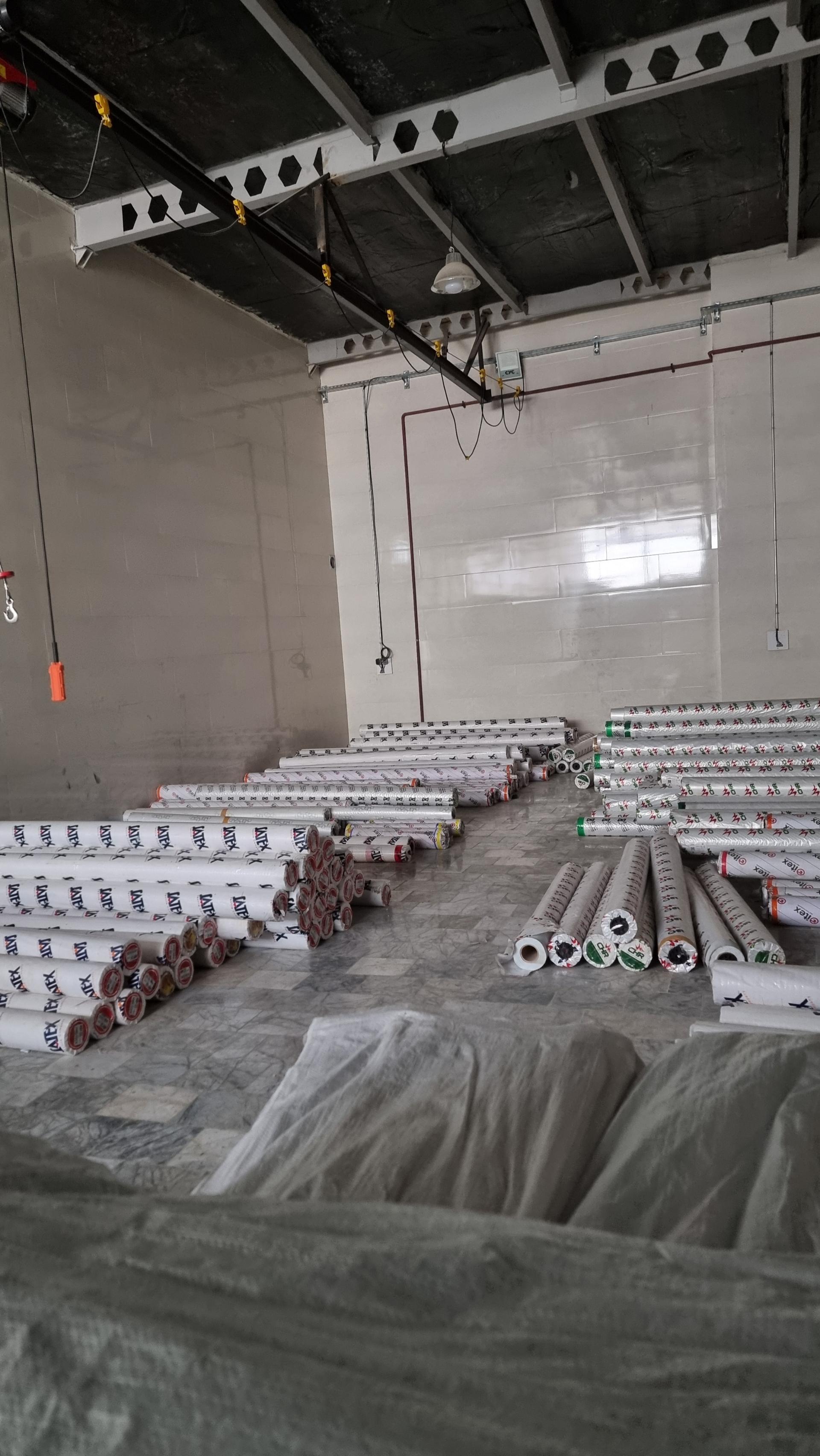 عکس فروشگاه رول کالا