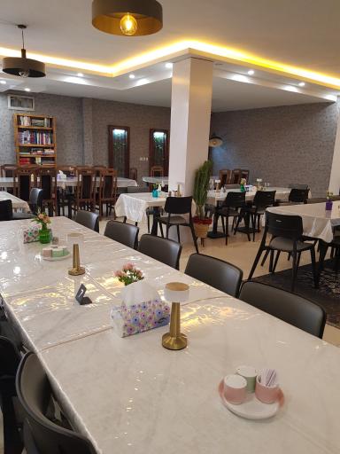 عکس رستوران جهان شهر نطنز