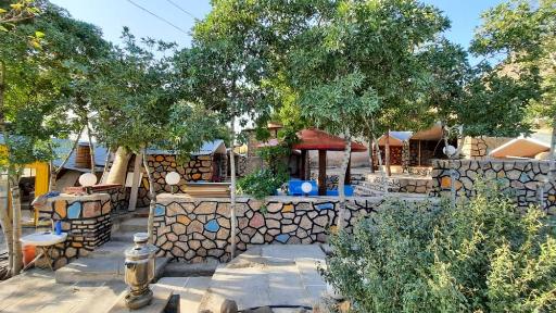 عکس سفره خانه کوهستان زیتون