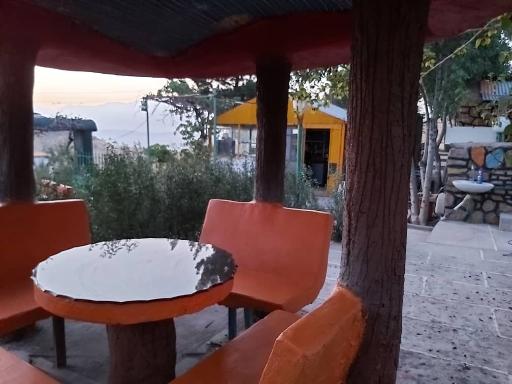 عکس سفره خانه کوهستان زیتون