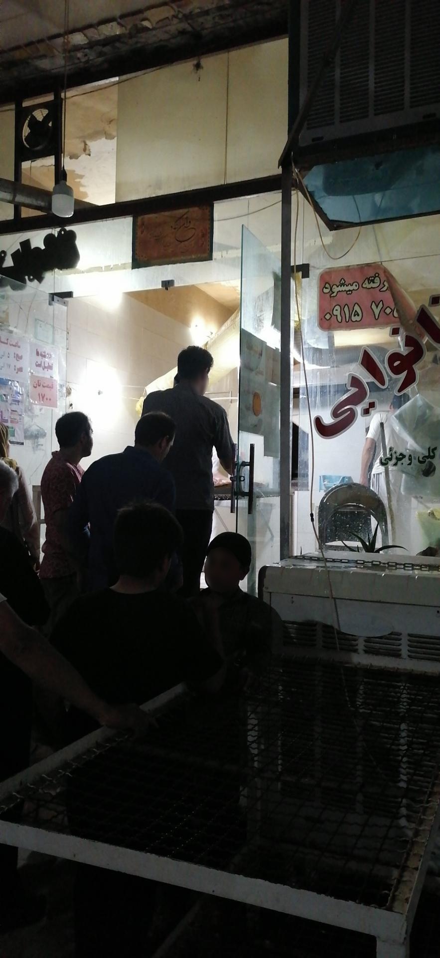 عکس نانوایی سنگک