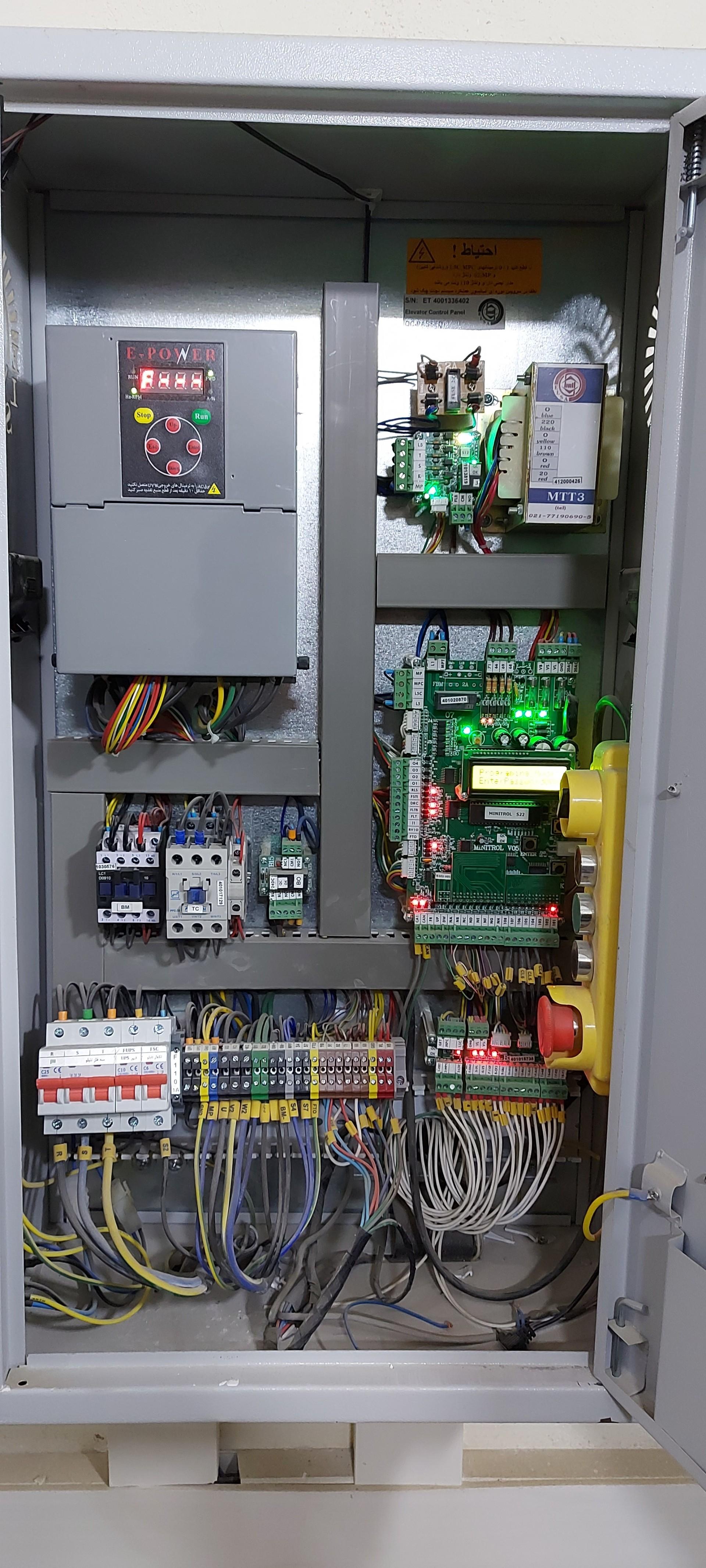 عکس آسانسور پیمان صنعت آسمان و سپهر آسانبر مریخ