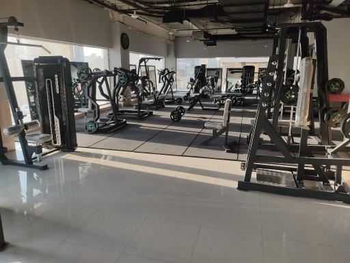 عکس باشگاه بدنسازی طاها