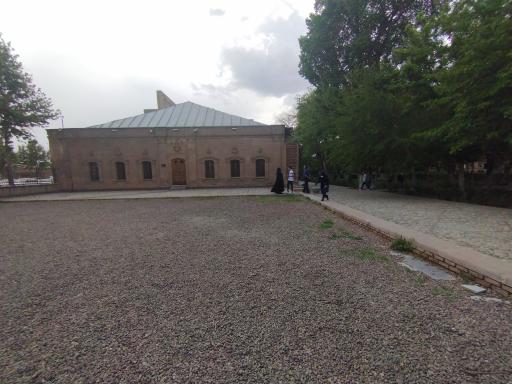 عکس مدرسه تاریخی امیدیه