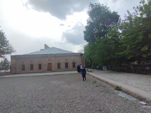 عکس مدرسه تاریخی امیدیه