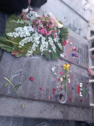 عکس مزار شهید حاج احمد کاظمی