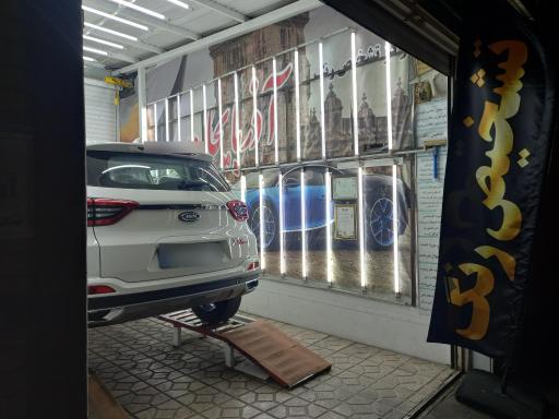 عکس مرکز تشخیص رنگ خودرو آذربایجان