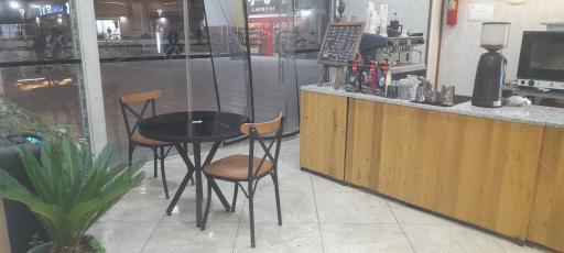 عکس کافه نان طره شعبه چیتگر