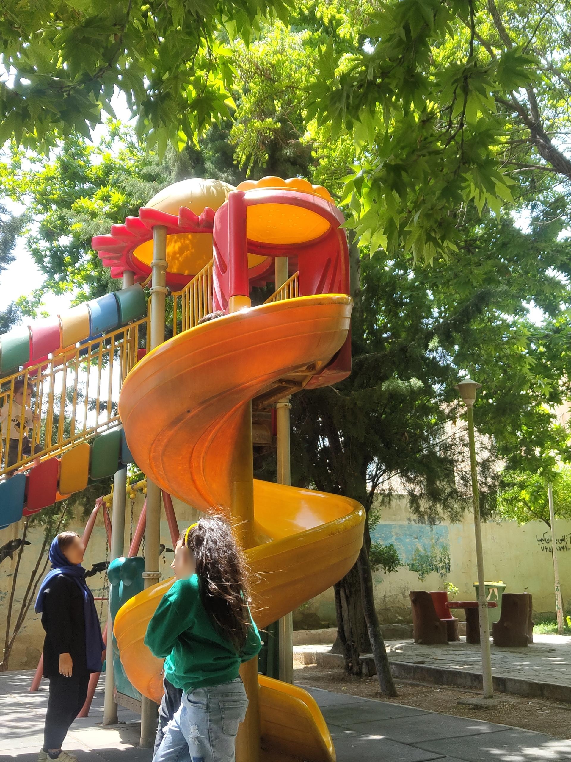 عکس بوستان لاله