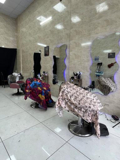 عکس آکادمی زیبایی سورنا