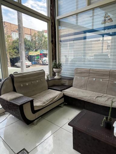عکس آکادمی زیبایی سورنا