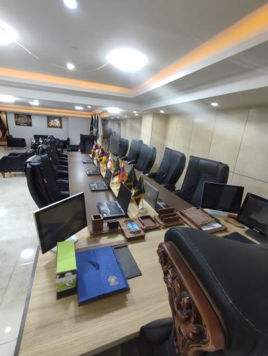 عکس هلدینگ وثوقیان سازه گستر غرب 