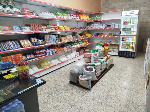 عکس سوپر مارکت قائم