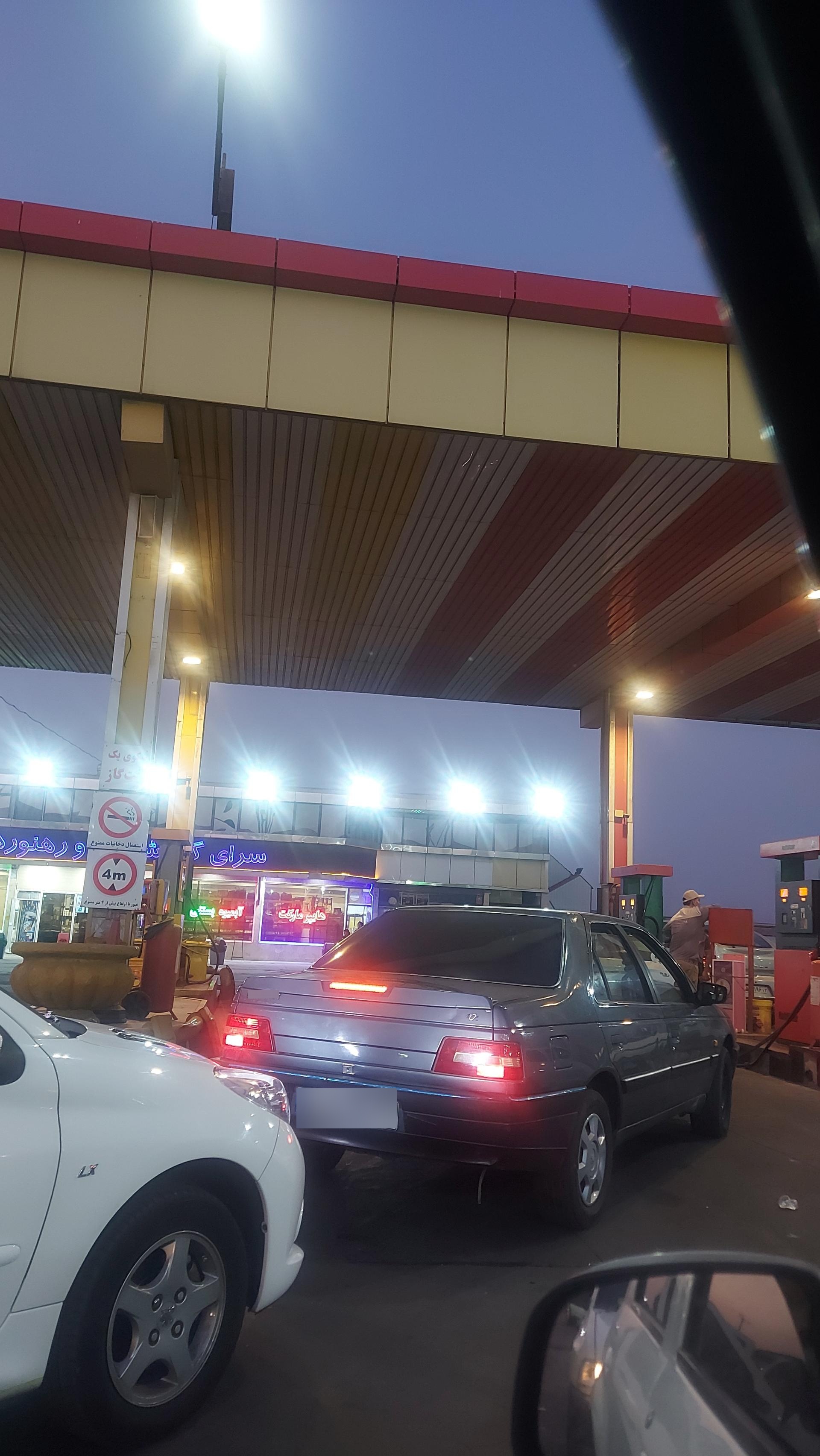 عکس جایگاه خیرآباد (بنزین و گازوئیل)