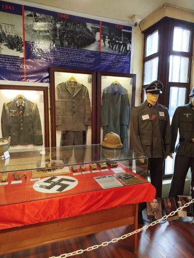 عکس موزه جنگ جهانی دوم