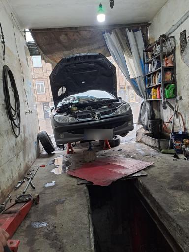 عکس مکانیک آهنگری آچار لاین