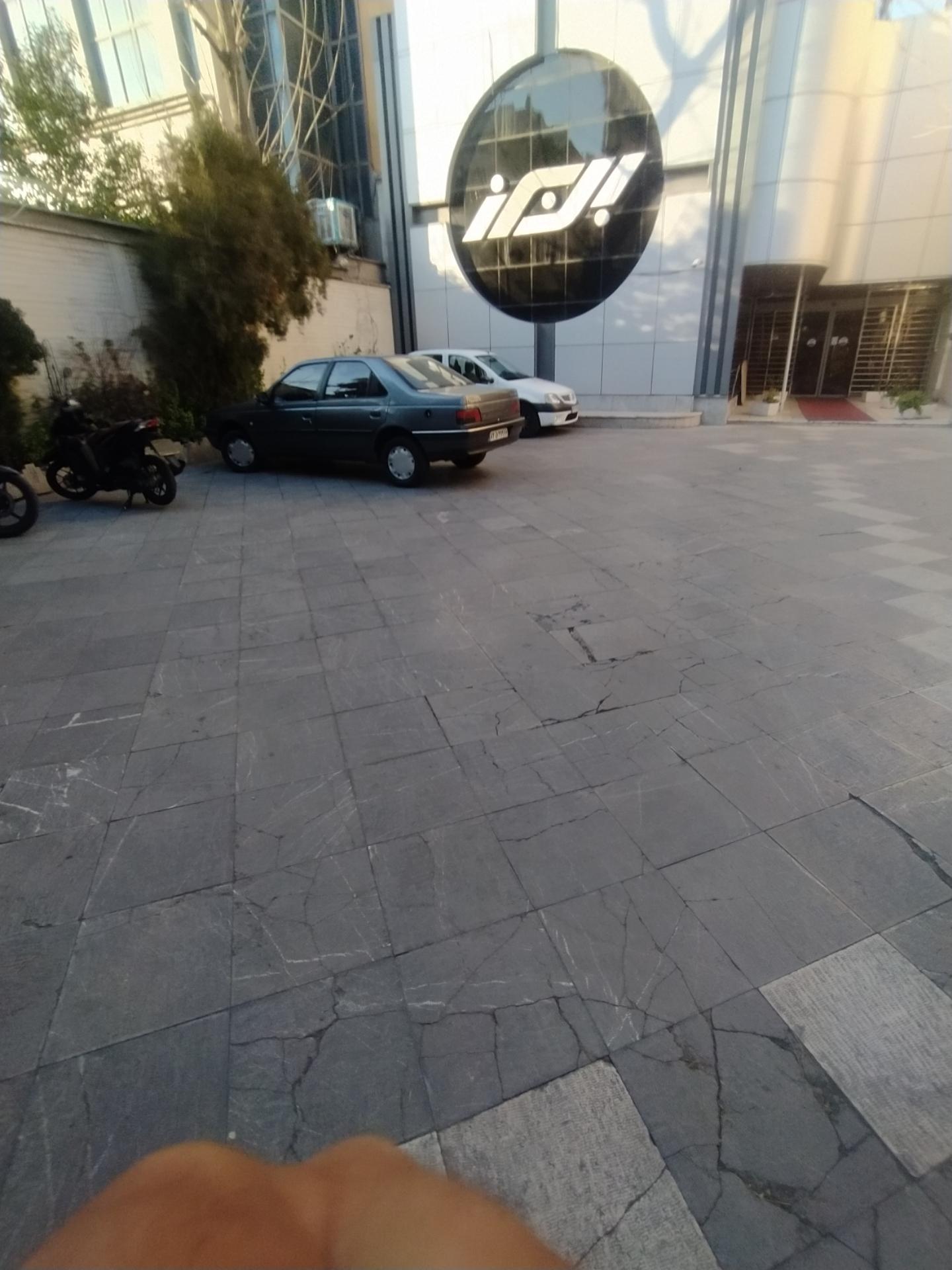 عکس بیمه البرز شعبه ونک شعبه ونک