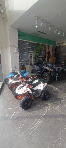 عکس موتورسیکلت فروشی کویر