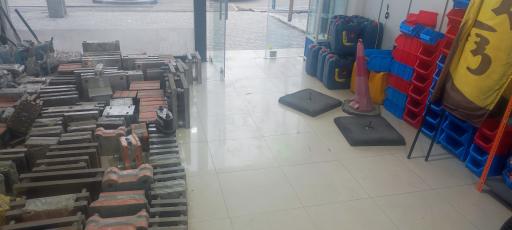 عکس فروشگاه قالب و تراش ابزار آلفا