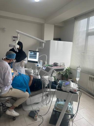 عکس دندانپزشکی دکتر علی‌نژاد