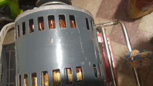 عکس الکتریکی و رنگ و ابزار پاسبان