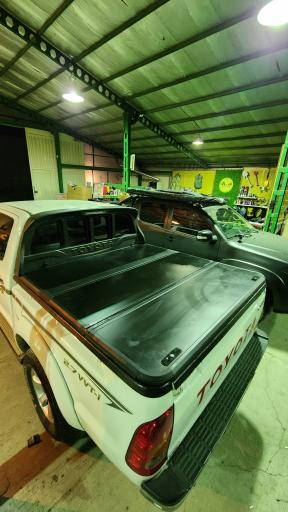 عکس فروشگاه آفرود و کمپینگ اوکالند