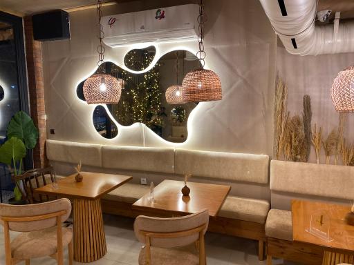 عکس کافه وحید