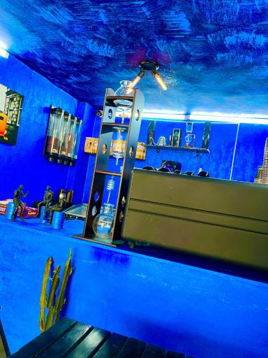 عکس کافه لاوین