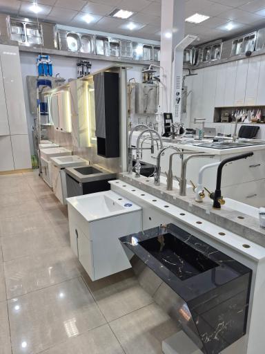 عکس فروشگاه پکیج آنادانا