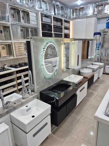 عکس فروشگاه پکیج آنادانا