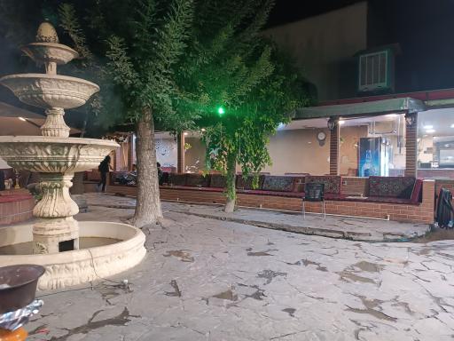 عکس سفره خانه ترنم