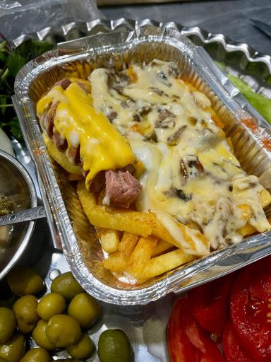 عکس صبحانه خوری و کبابی قرار سر صبح