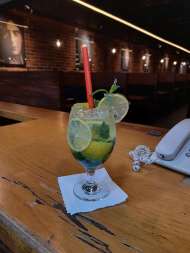 عکس مجتمع خدماتی رفاهی فانوس