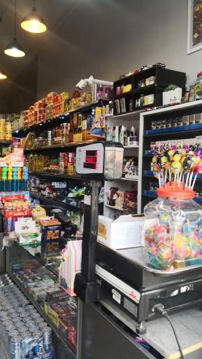 عکس هایپر مارکت آبان