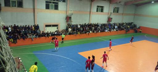 عکس سالن ورزشی فوتسال آبش احمد