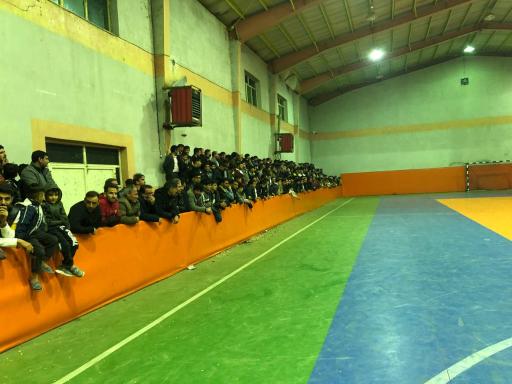 عکس سالن ورزشی فوتسال آبش احمد