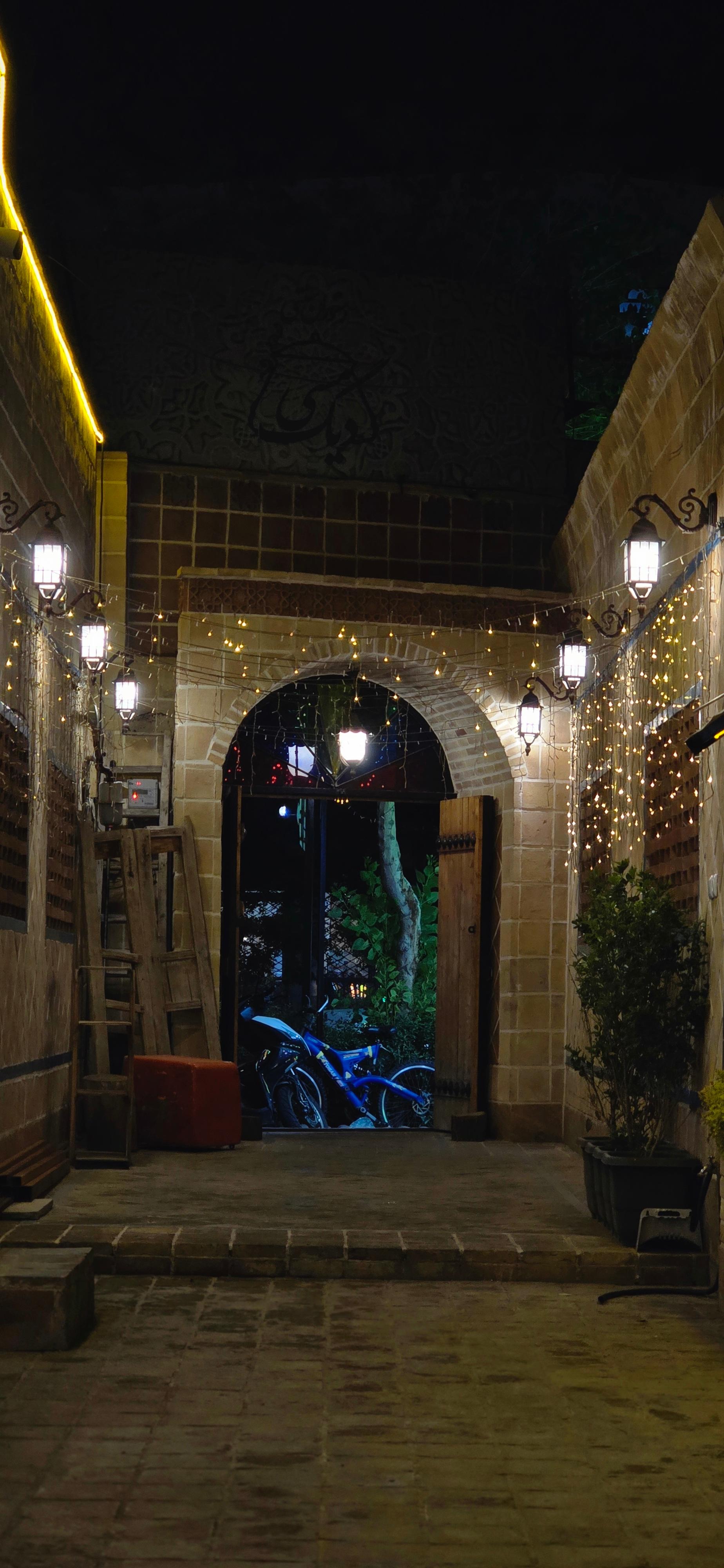 عکس کافه رستوران دیگ مسی