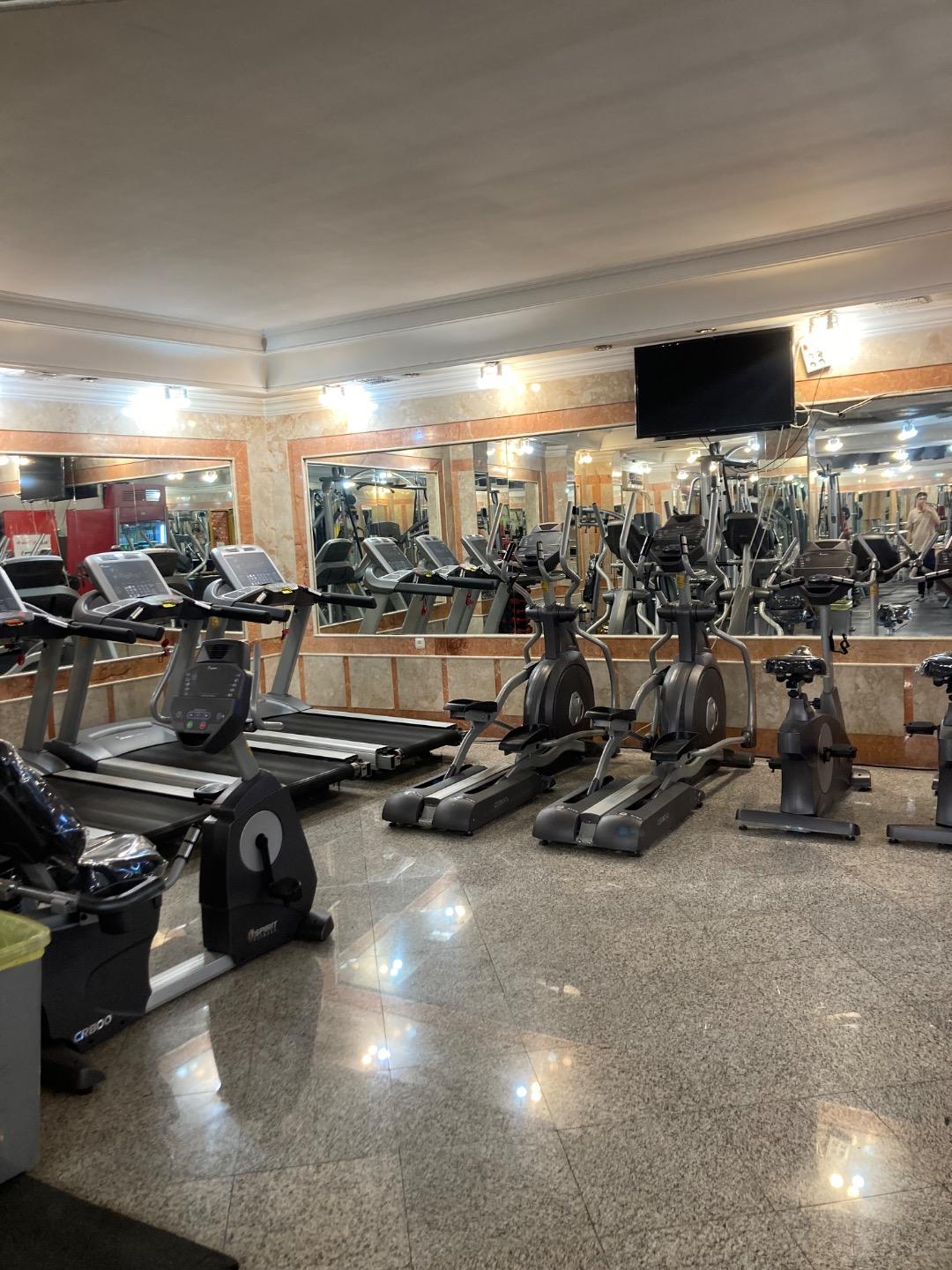 عکس باشگاه بدنسازی الماس پارس