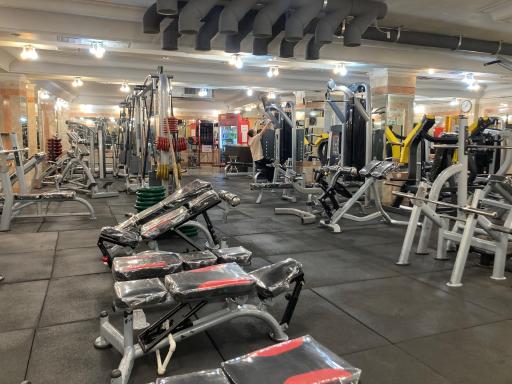 عکس باشگاه بدنسازی الماس پارس