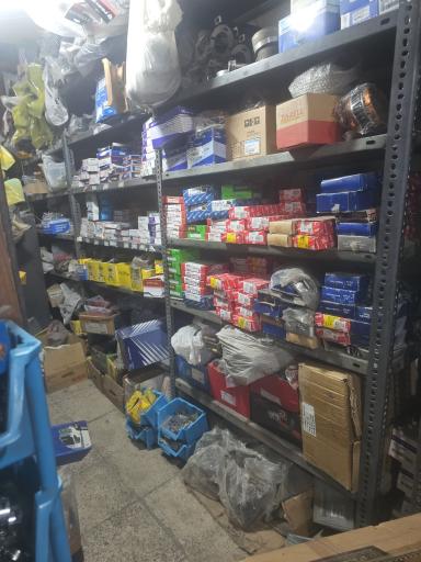 عکس فروشگاه لوازم یدکی هیوندای حسین