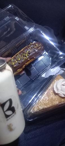 عکس کافه بیکری برکو