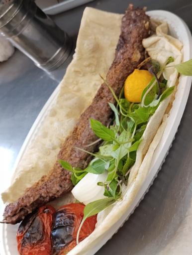 عکس کباب بناب علی ساطوری