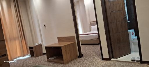 عکس هتل کرامت ری