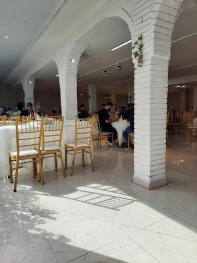 عکس رستوران مجید آستارا