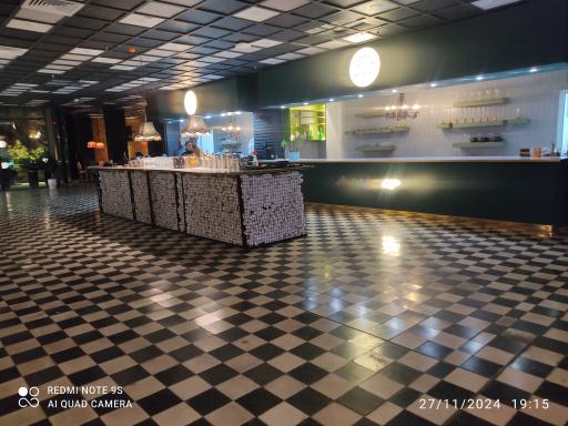 عکس دهکده تجاری تفریحی پلاتینیوم