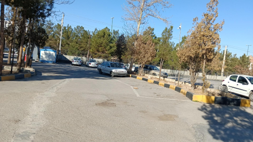 عکس پارکینگ 22 بهمن