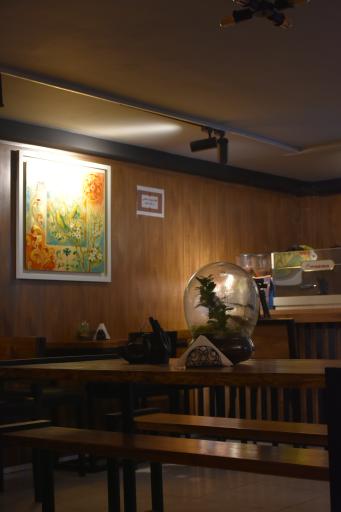 عکس کافی شاپ و خانه صبحانه باکس آفیس